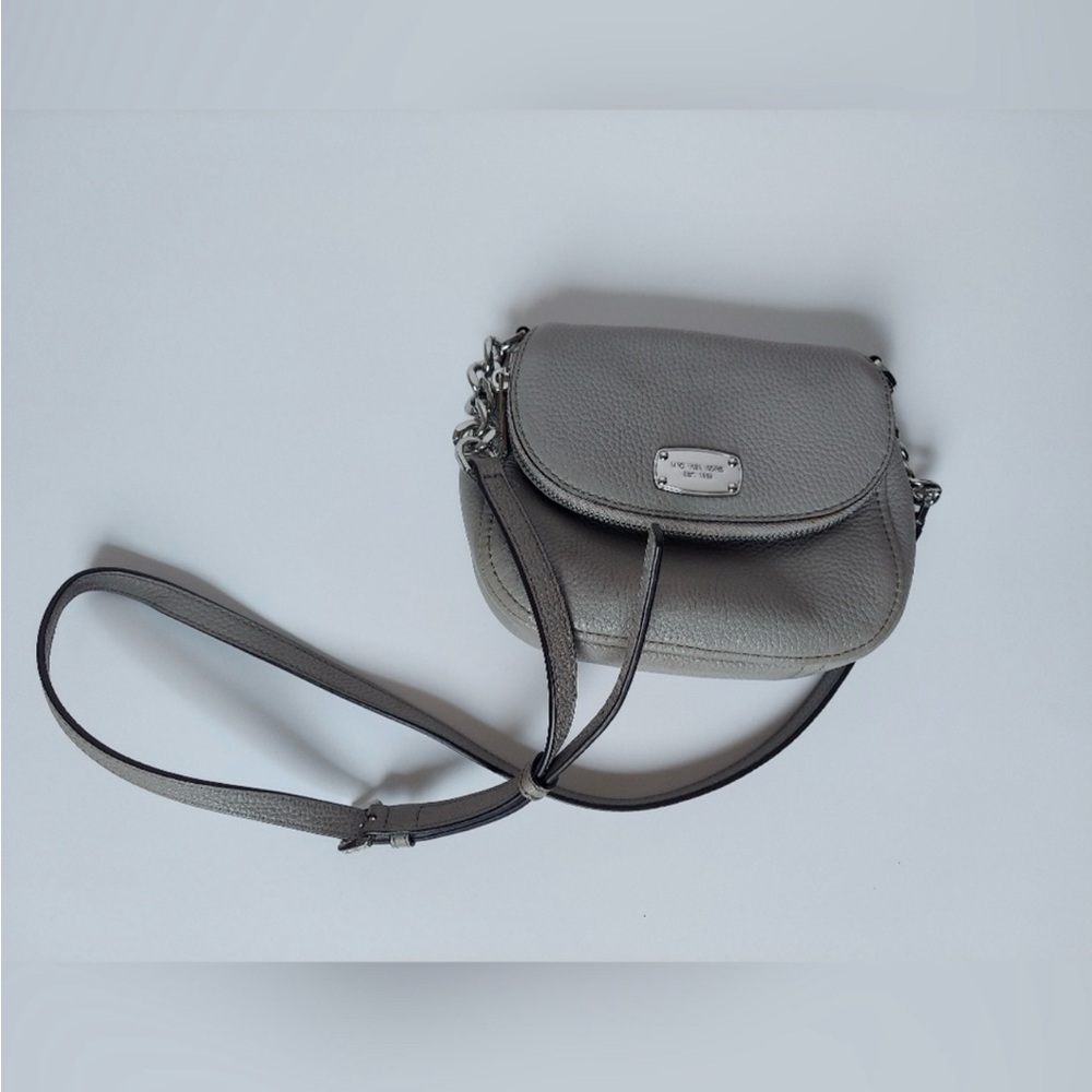 Authentic Gray good used condition Michael kors crossbody